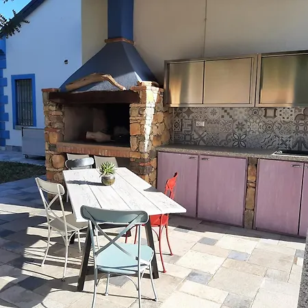 Casale Diletta Nocleg ze śniadaniem Castiadas