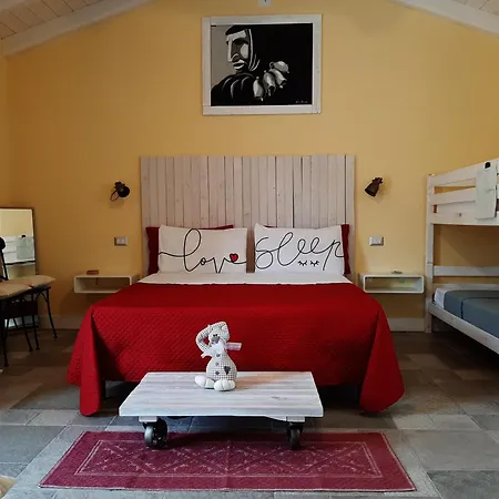Bed & Breakfast Casale Diletta Castiadas